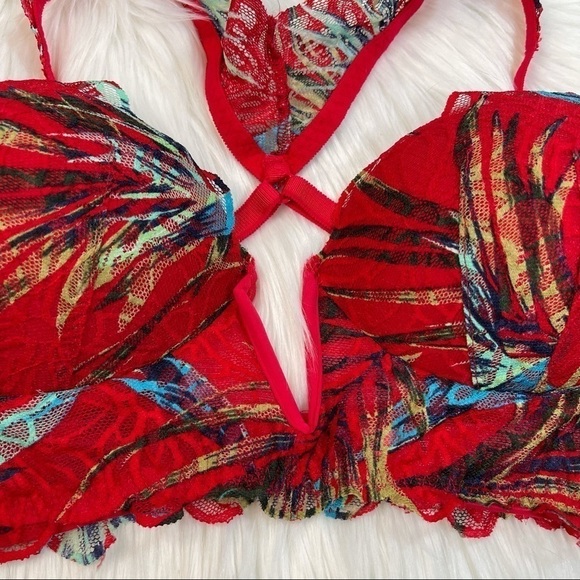 PINK VS Palm Print Date Plunge Push-Up Medium - Picture 5 of 14